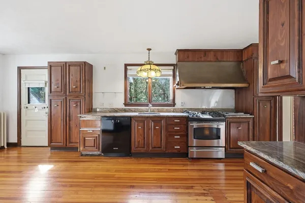 $539,900 | 1435 Longmeadow Street, Longmeadow, MA 01106