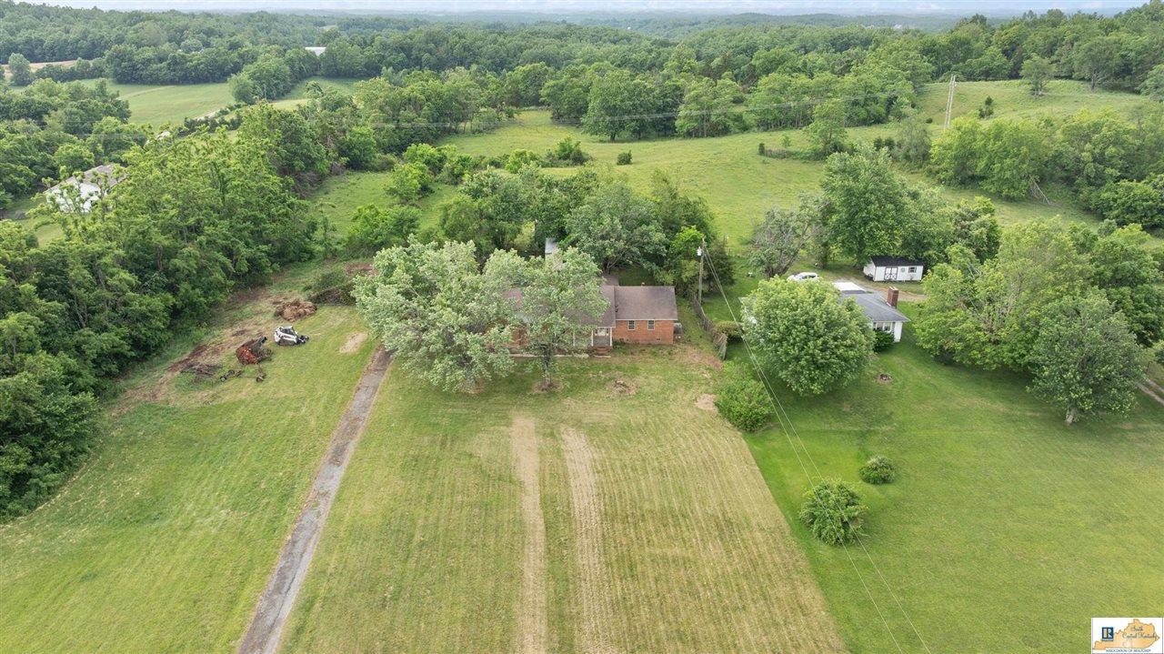 4374 Summer Shade Road Summer Shade, KY 42166 - Photo 14 of 67 Gallery Image 14