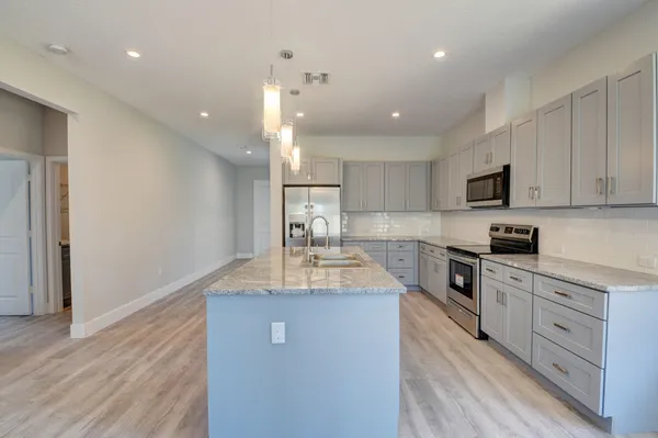 $879,000 | 715 Northwest 1st Street, Delray Beach, FL 33444