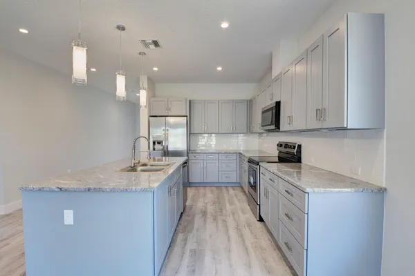 $879,000 | 715 Northwest 1st Street, Delray Beach, FL 33444