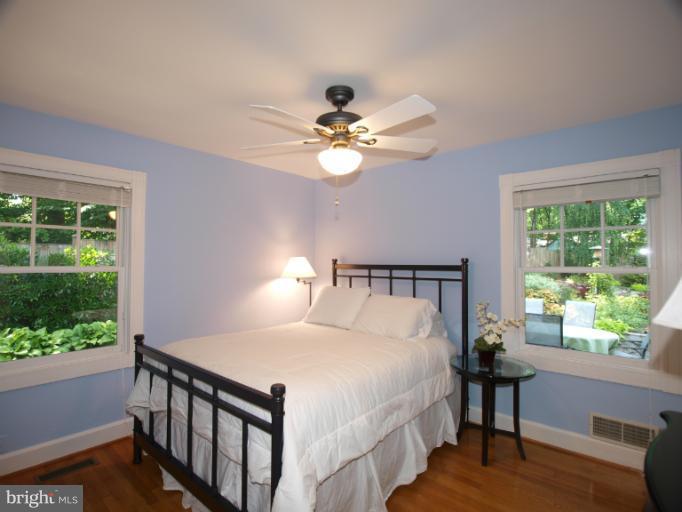 511 Stonington Road Silver Spring, MD 20902 - Photo 3 of 30 Bedroom 2
