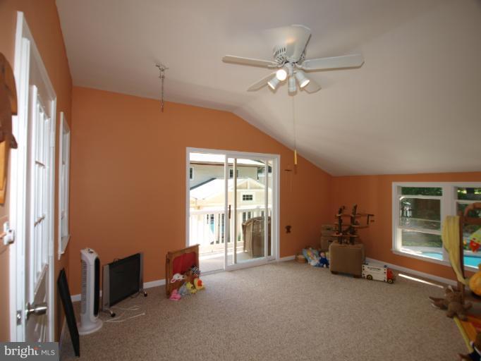 511 Stonington Road Silver Spring, MD 20902 - Photo 27 of 30 Interior (General)
