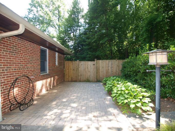 511 Stonington Road Silver Spring, MD 20902 - Photo 30 of 30 Exterior (General)