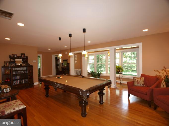511 Stonington Road Silver Spring, MD 20902 - Photo 10 of 30 Dining Room View 2