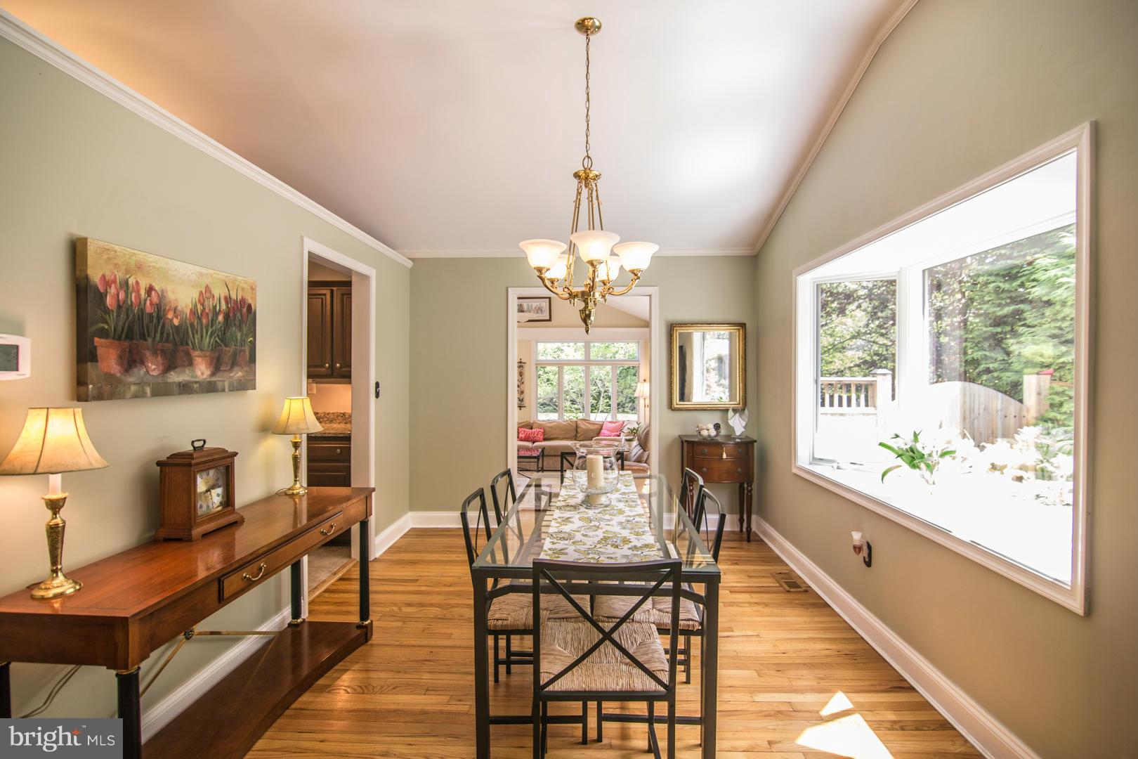 708 Pin Oak Road Severna Park, MD 21146 - Photo 11 of 27 Dining Room