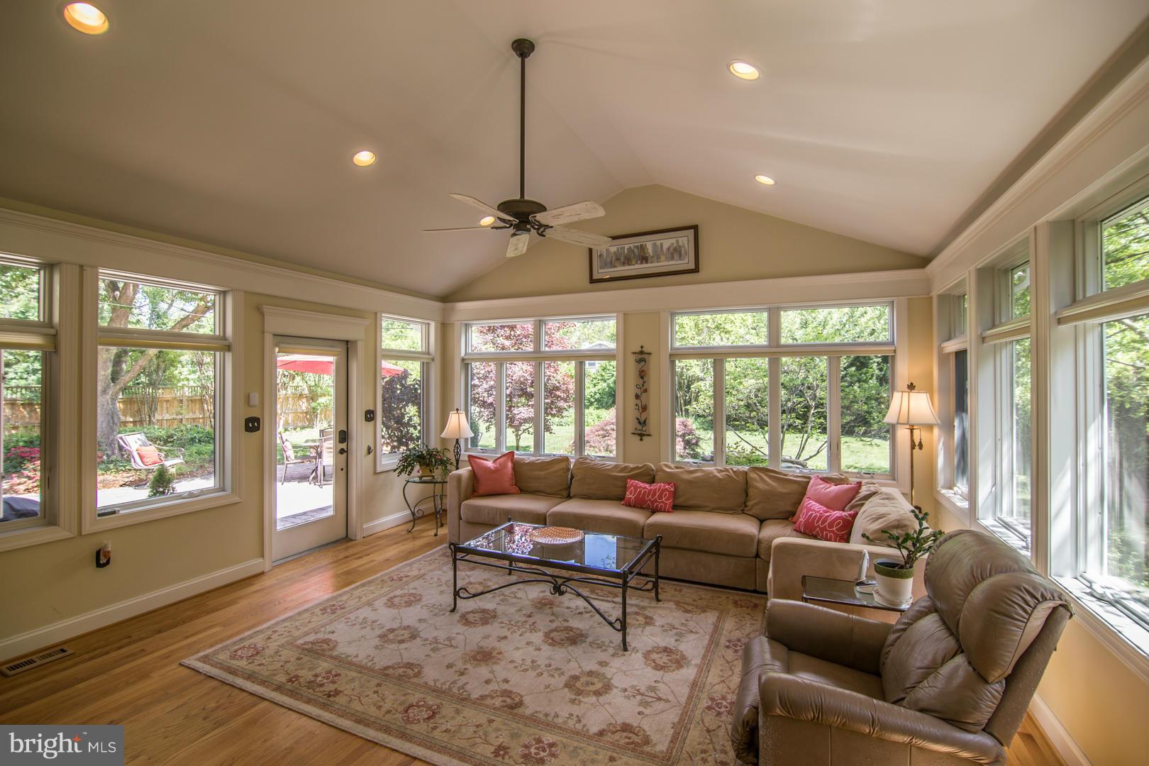 708 Pin Oak Road Severna Park, MD 21146 - Photo 23 of 27 Interior (General)