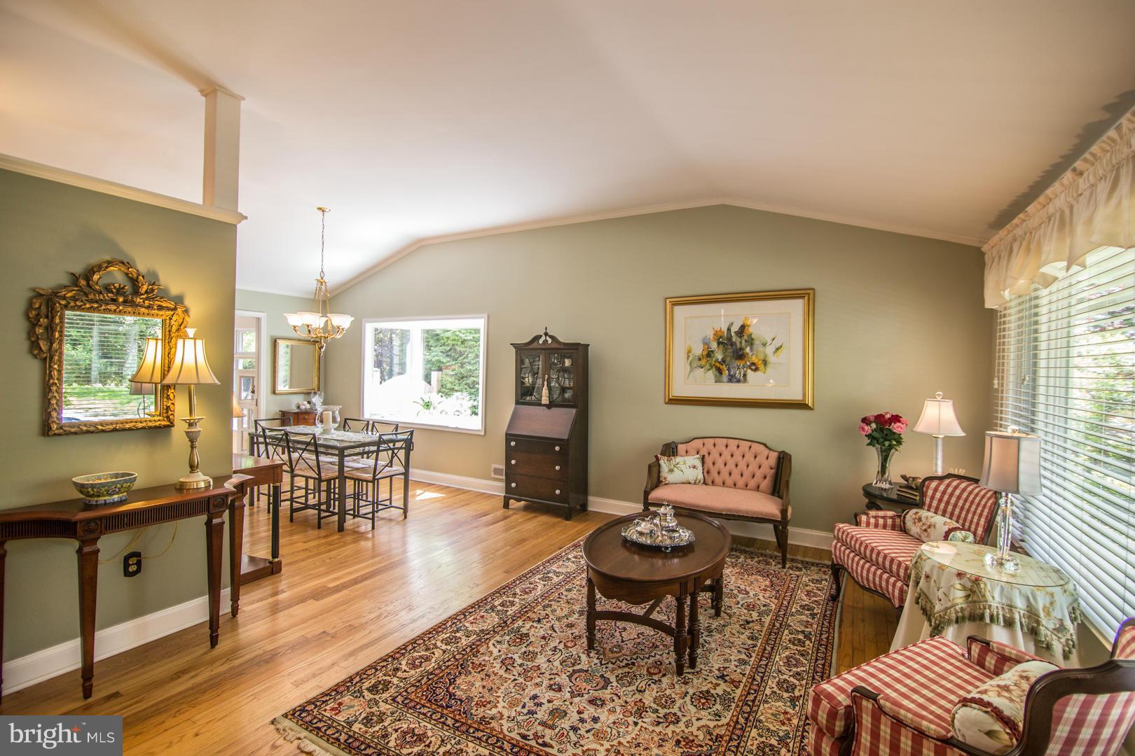 708 Pin Oak Road Severna Park, MD 21146 - Photo 6 of 27 Family Room