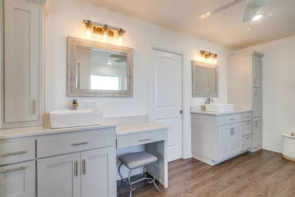 $1,390,000 | 733 Fm 2652, Graham, TX 76450