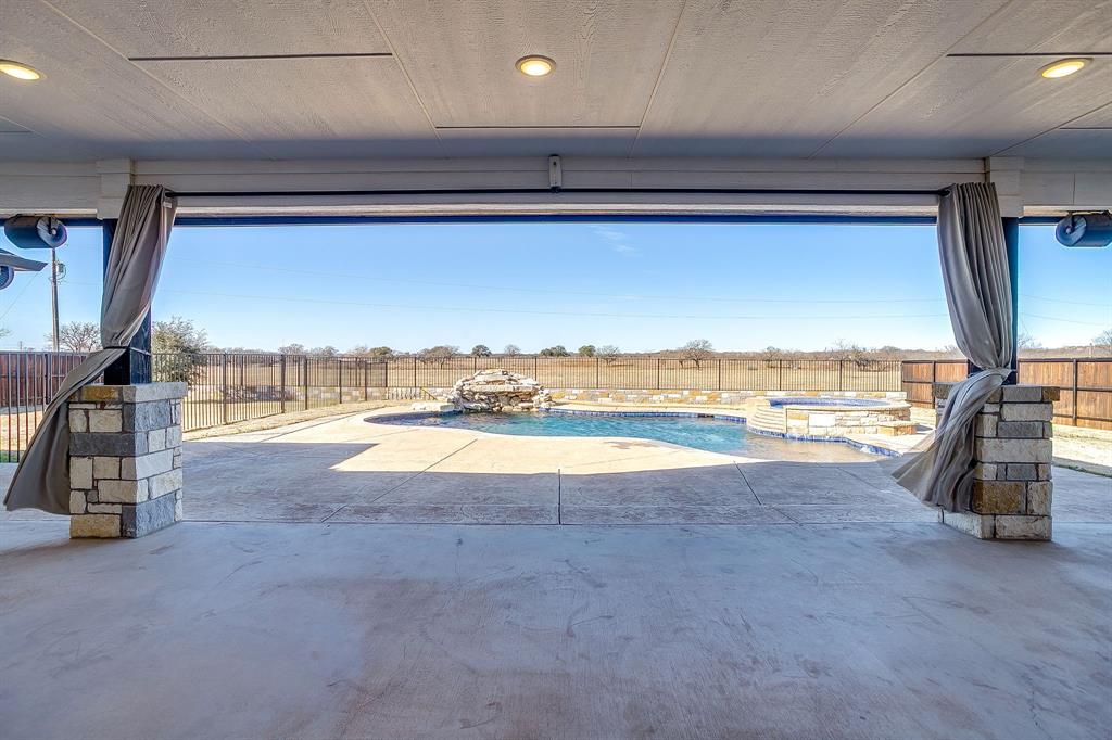 733 Fm 2652 Graham, TX 76450 - Photo 28 of 40