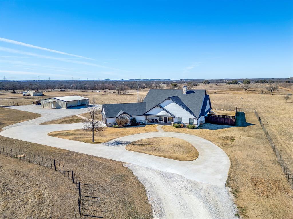 733 Fm 2652 Graham, TX 76450 - Photo 3 of 40