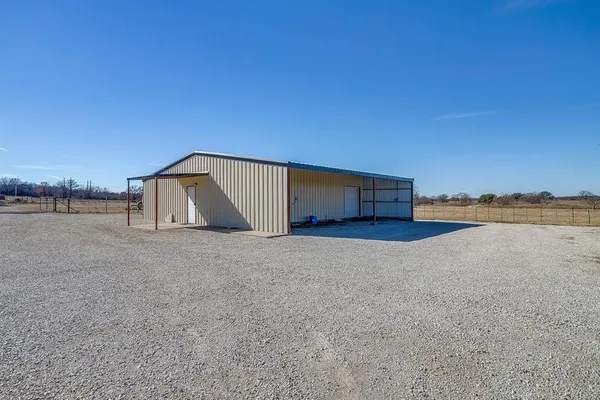 $1,390,000 | 733 Fm 2652, Graham, TX 76450