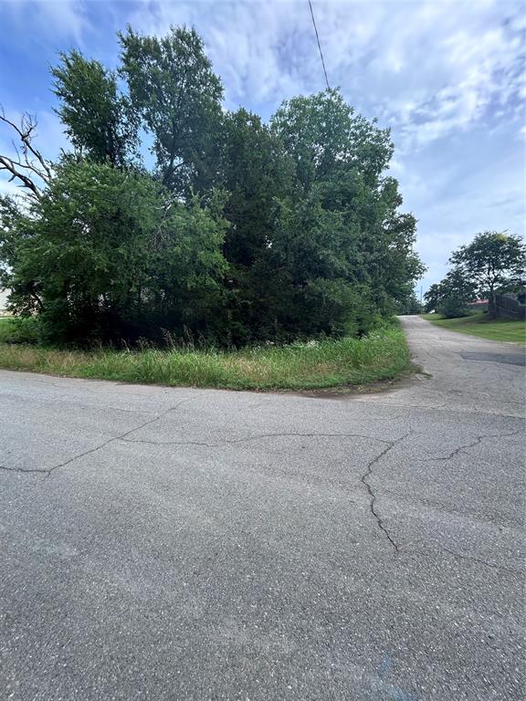 500 East Shepherd Street Denison, TX 75021 - Photo 1 of 1