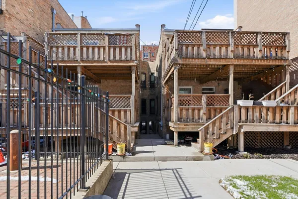 $2,750 | 5739 North Winthrop Avenue, Unit 1, Chicago, IL 60660