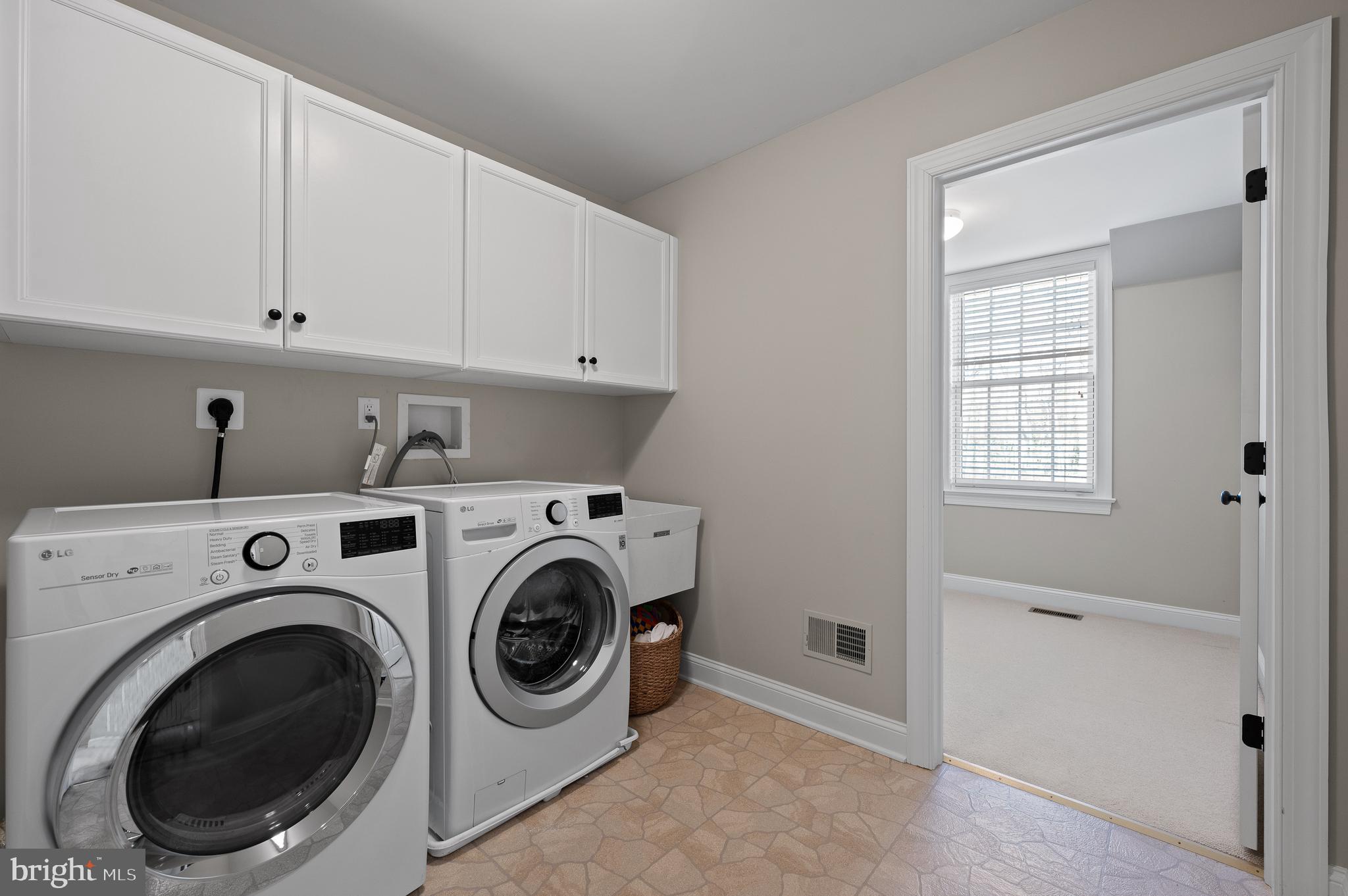 108 Overlook Lane Wayne, PA 19087 - Photo 38 of 56 Laundry