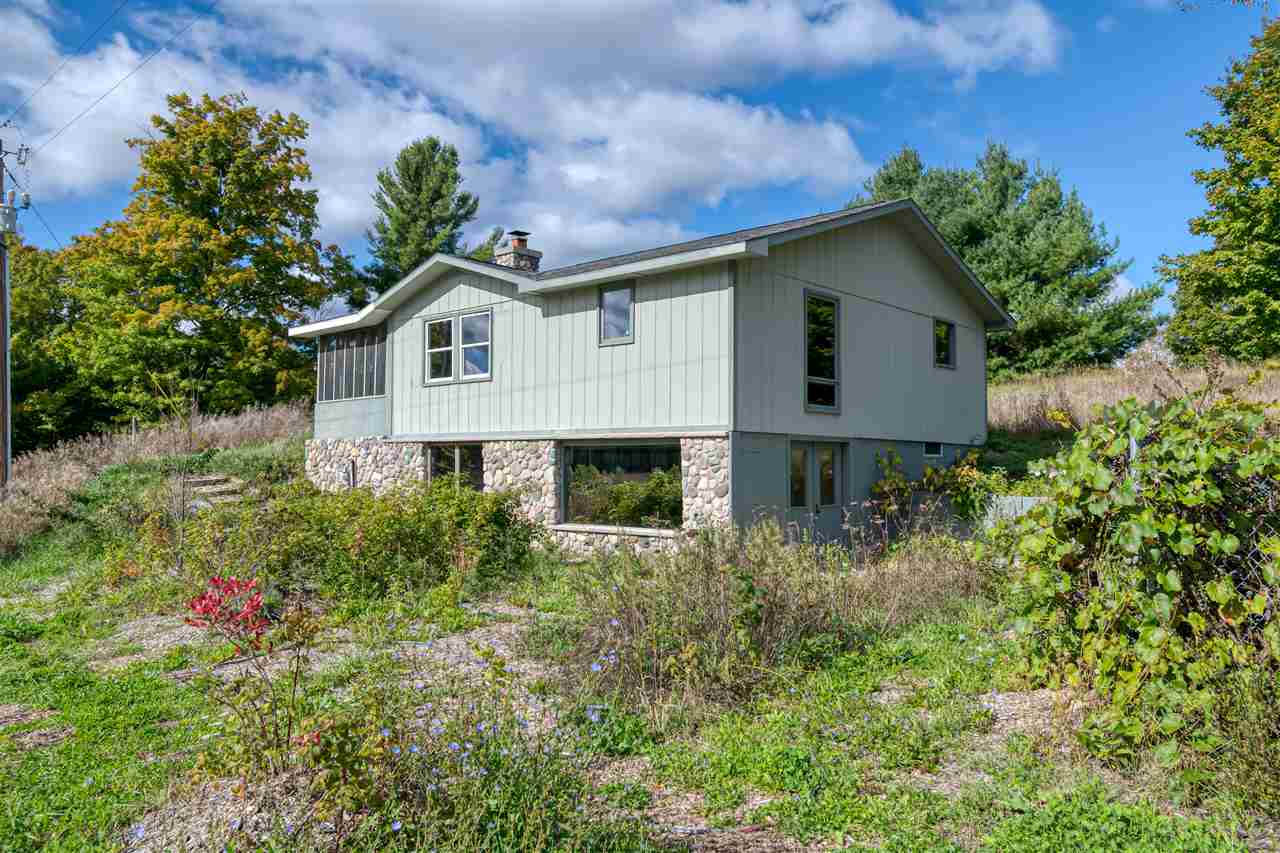 3863 East White Road Cedar, MI 49621 - Photo 31 of 37 1873622-30.JPG