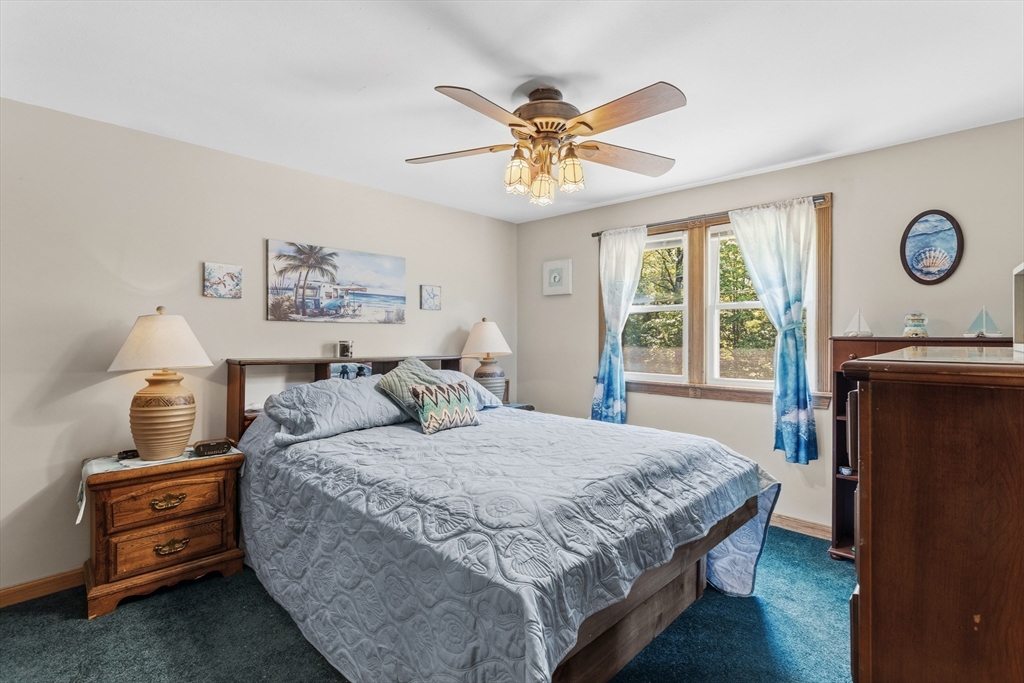 215 Donohue Road Dracut, MA 01826 - Photo 23 of 40