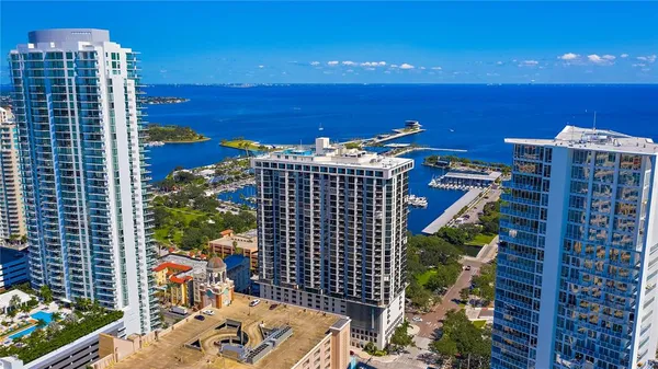 $4,895 | 1 Beach Drive Southeast, Unit 2512, St. Petersburg, FL 33701