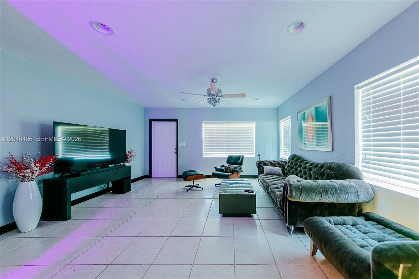 7006 Northwest 99th Way Tamarac, FL 33321 - Photo 3 of 22