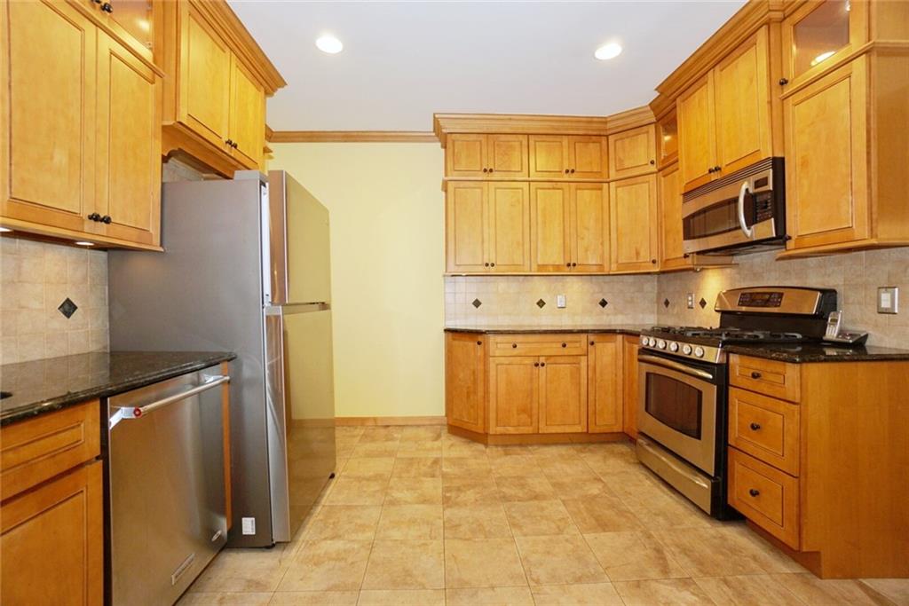 1458 Bay Ridge Avenue Brooklyn, NY 11219 - Photo 7 of 24