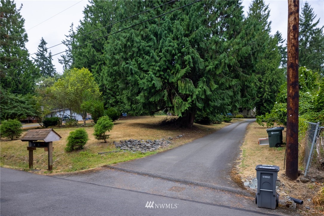 21704 3rd Avenue Southeast Bothell, WA 98021 - Photo 7 of 10