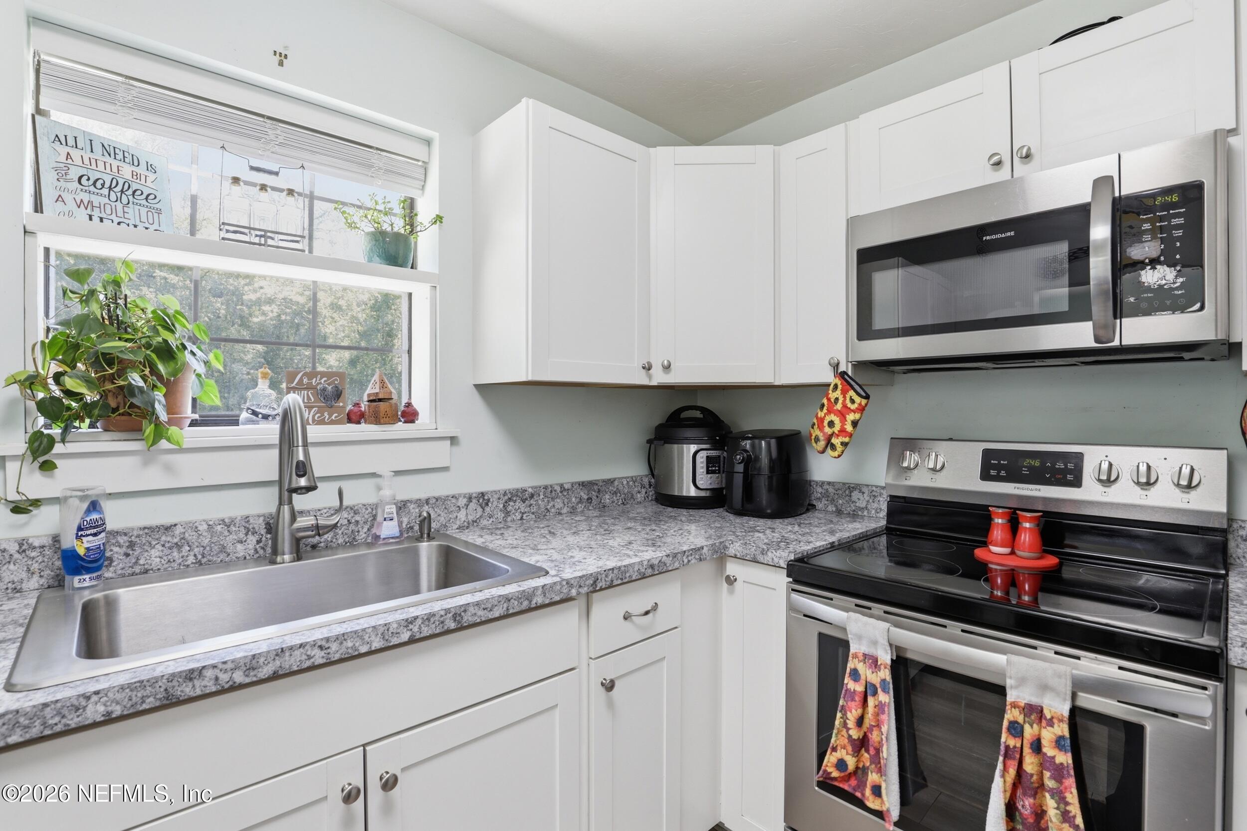 418 Tina Road Lake City, FL 32024 - Photo 12 of 36 Kitchen