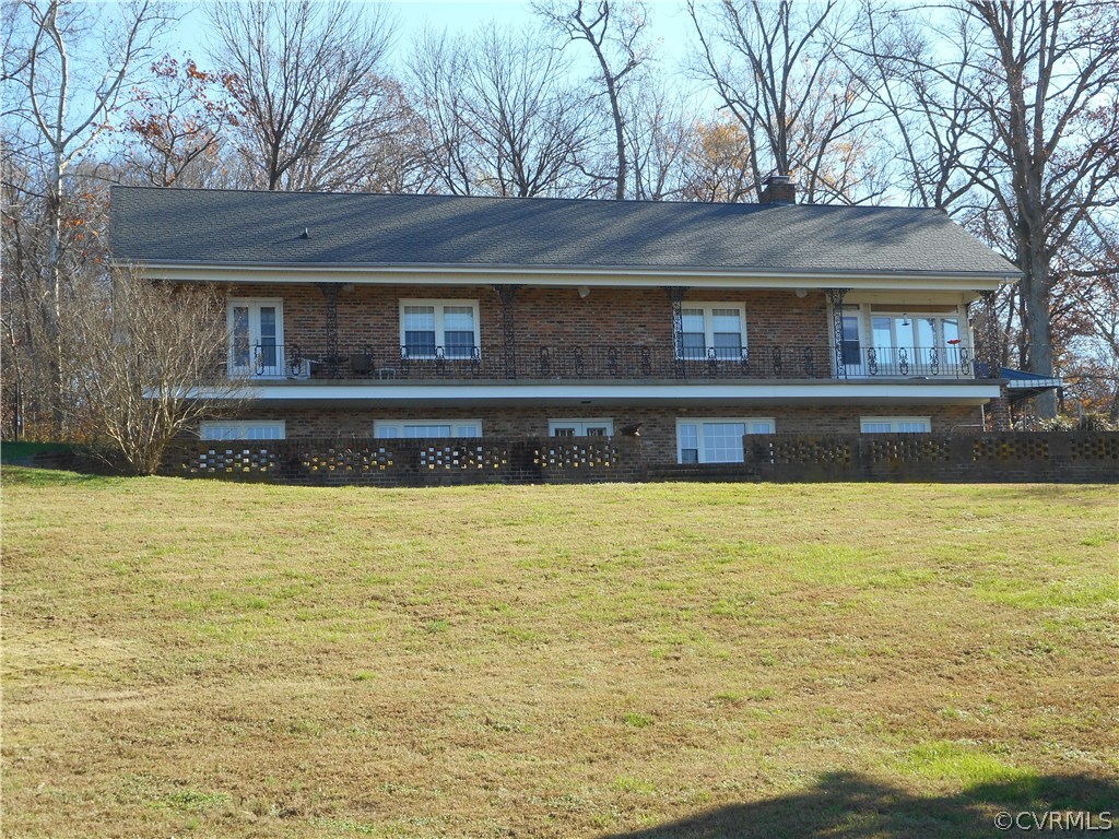 1720 Coggins Point Road Hopewell, VA 23860 - Photo 1 of 16 Gallery Image 1