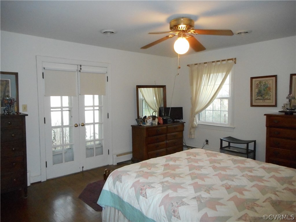 1720 Coggins Point Road Hopewell, VA 23860 - Photo 12 of 16 Gallery Image 12