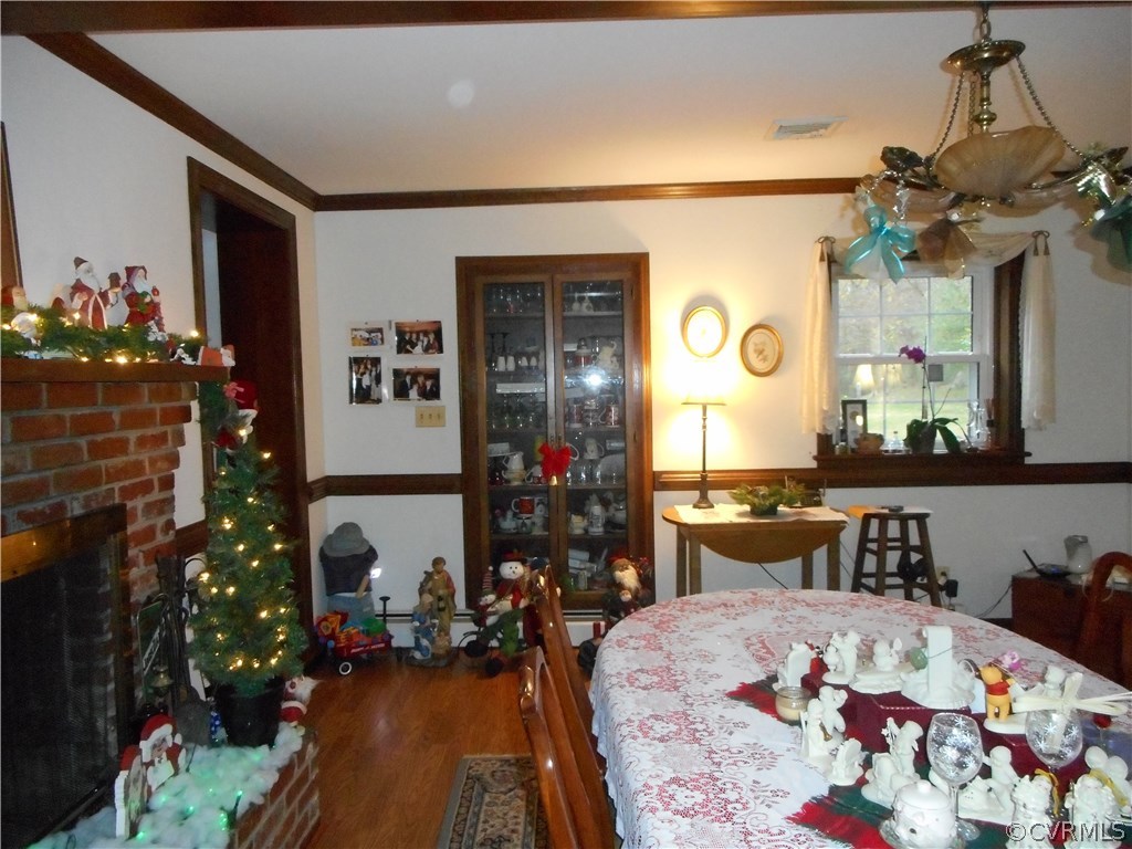 1720 Coggins Point Road Hopewell, VA 23860 - Photo 7 of 16 Gallery Image 7