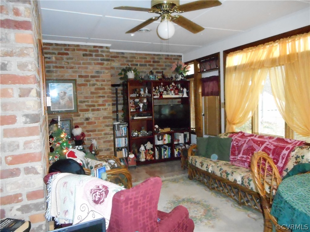 1720 Coggins Point Road Hopewell, VA 23860 - Photo 8 of 16 Gallery Image 8