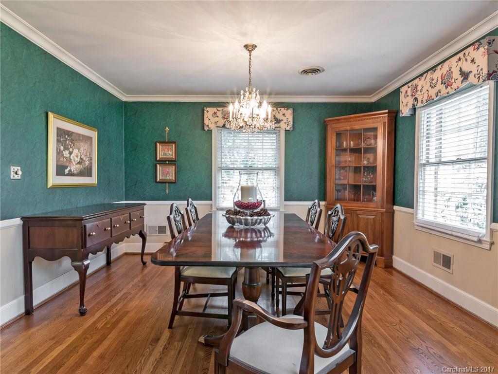 2536 Cloister Drive Charlotte, NC 28211 - Photo 5 of 29