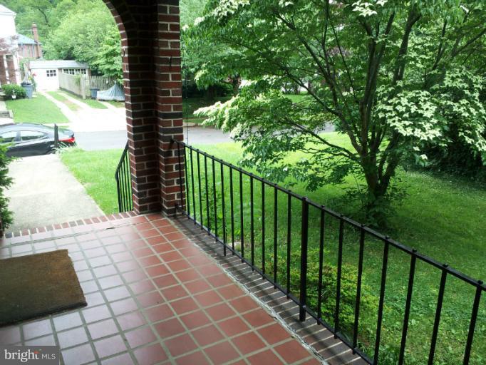 624 Stamford Road Baltimore, MD 21229 - Photo 16 of 21 a view of a pathway with a yard
