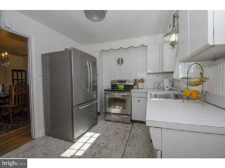 312 Ridgewood Road Springfield, PA 19064 - Photo 4 of 25 Kitchen