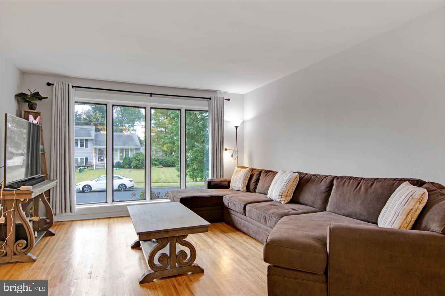114 Ridge Road Cherry Hill, NJ 08002 - Photo 6 of 44 Gallery Image 6