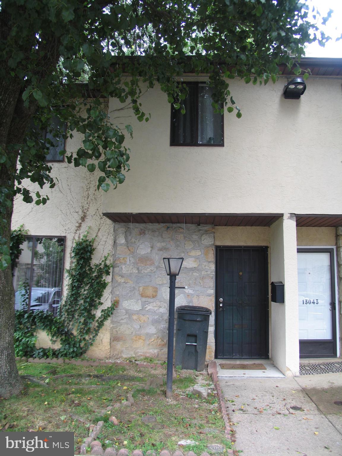 13044 Townsend Road, Unit H2 Philadelphia, PA 19154 - Photo 1 of 15