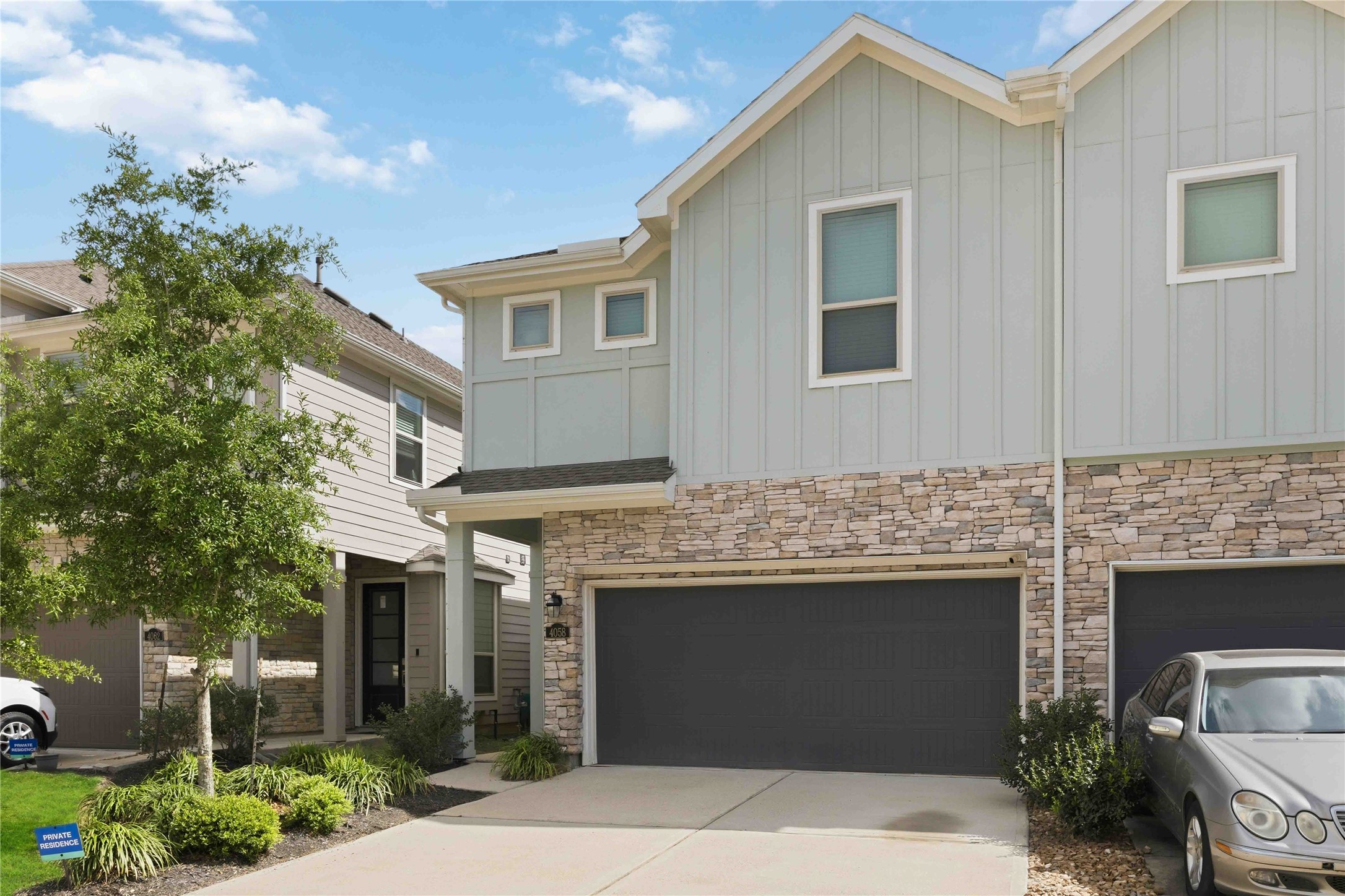 4058 Balboa Drive Rosharon, TX 77583 - Photo 2 of 29 Perfect starter home in the master planned community of Meridiana.