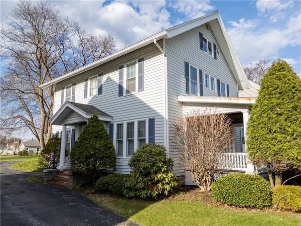 $254,900 | 263 East Genesee Street, Auburn, NY 13021
