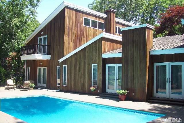 13 North Quarter Road Westhampton, NY 11977 - Photo 1 of 1