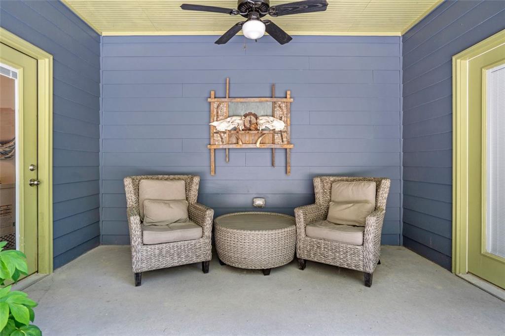 225 Hamrick Road Bremen, GA 30110 - Photo 32 of 61 a living room with furniture and a window