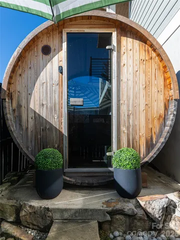 $850,000 | 89 Vance Crescent Extension, Asheville, NC 28806