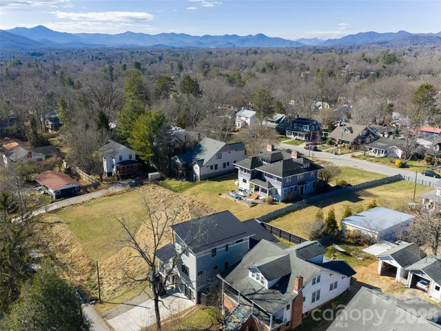 $850,000 | 89 Vance Crescent Extension, Asheville, NC 28806