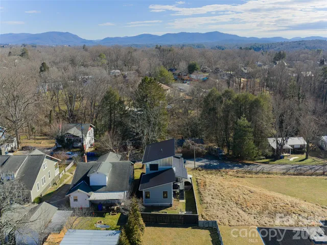 $850,000 | 89 Vance Crescent Extension, Asheville, NC 28806