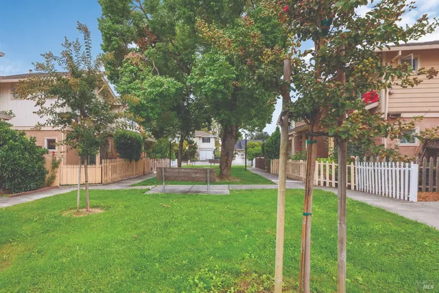 $484,950 | 12 Alana Way, Cloverdale, CA 95425