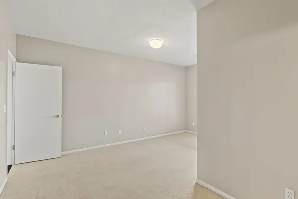 $510,000 | 3 Walbrier Court, Le Claire, IA 52753