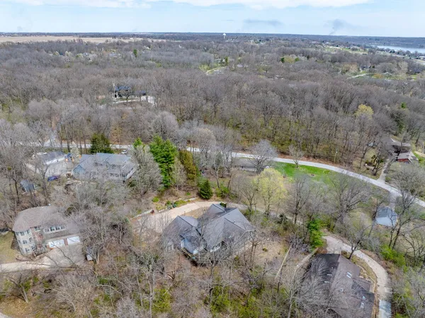$510,000 | 3 Walbrier Court, Le Claire, IA 52753