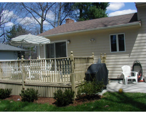 72 Chickering Road Dedham, MA 02026 - Photo 9 of 10 Gallery Image 9
