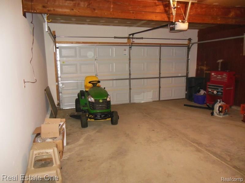 3009 East Schafer Road Howell, MI 48843 - Photo 50 of 57 DSCN0842.jpg