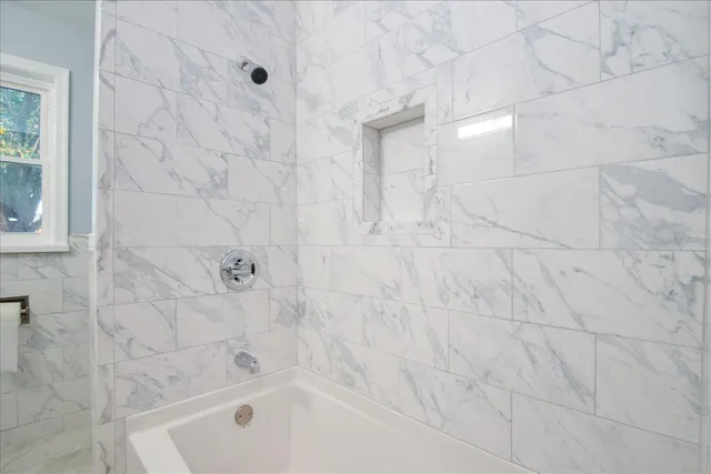 $339,500 | 3818 Grandview Avenue Northwest, Roanoke, VA 24012