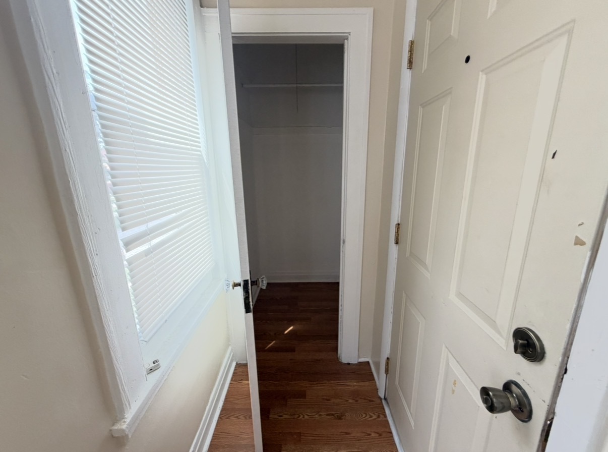 8353 South Brandon Avenue, Unit 2F Chicago, IL 60617 - Photo 5 of 11
