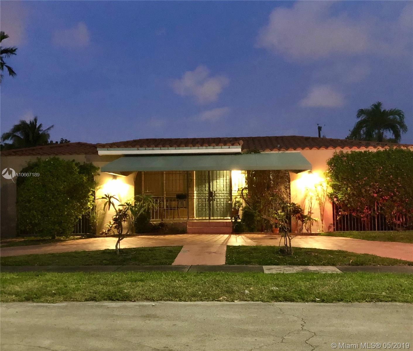 301 Southwest 30th Court Miami, FL 33135 - Photo 1 of 41