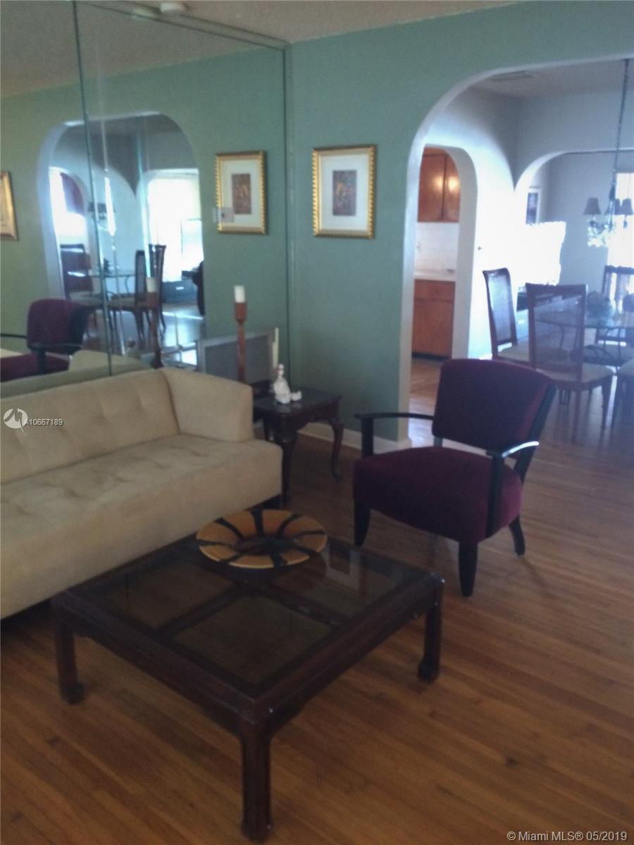 301 Southwest 30th Court Miami, FL 33135 - Photo 14 of 41